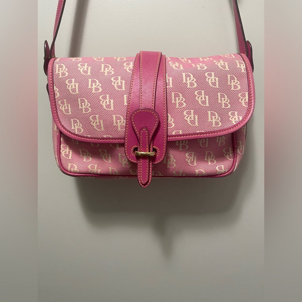 Dooney & Bourke Pink Shoulder Bag